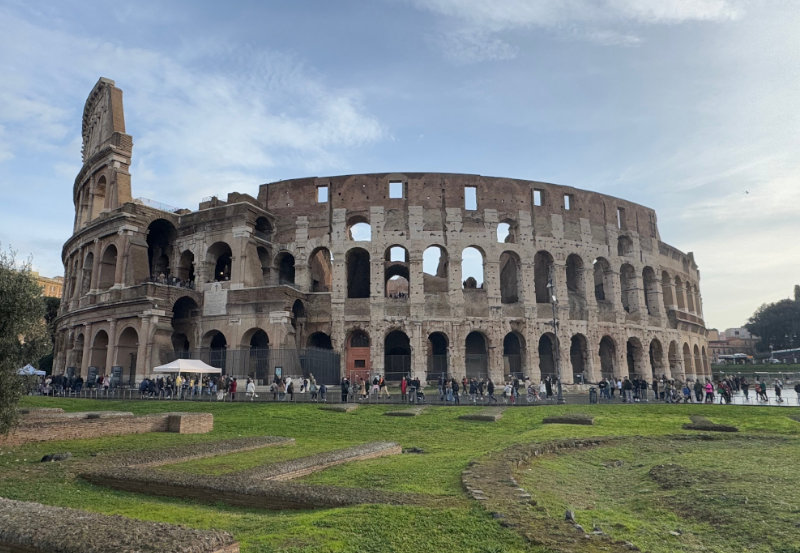 beachesmain Coliseum