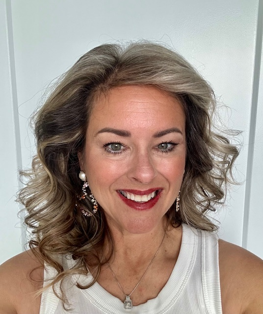 Jennifer Pradat headshot